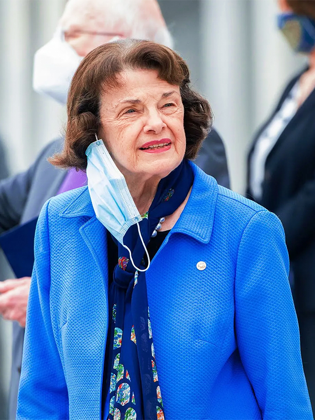 Dianne Feinstein, Senate’s Longest-Serving Woman, Passes Away at 90″